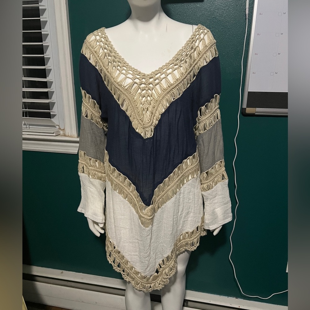 Arianna by Howards - Boho crochet tunic top/coverup. Size S/M
